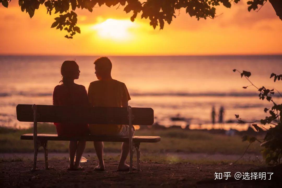 中汽协:7月乘用车产销分别完成229.3万辆和228.7万辆 环比下降6%和9.8%