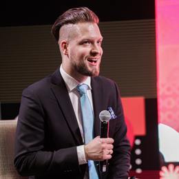 信贷市场的乐观情绪遭到质疑?瑞银警告美国高收益债风险溢价接近历史低位