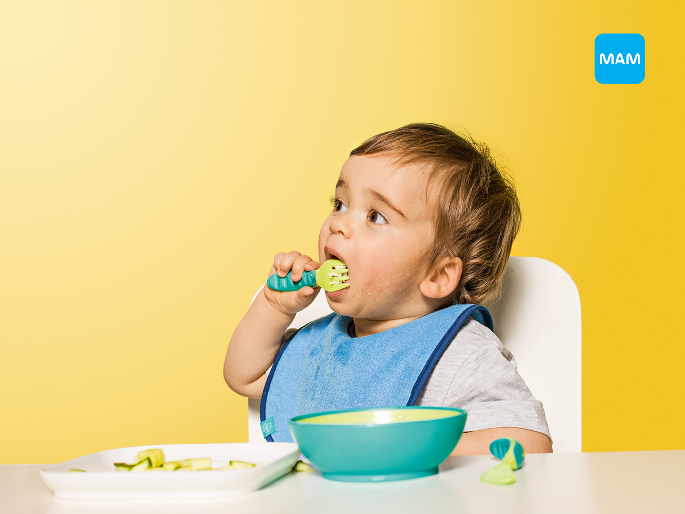 北水动向|北水成交净买入27.17亿 北水继续加仓雅下水电概念股 全天买入华新水泥(06655)超3亿港元